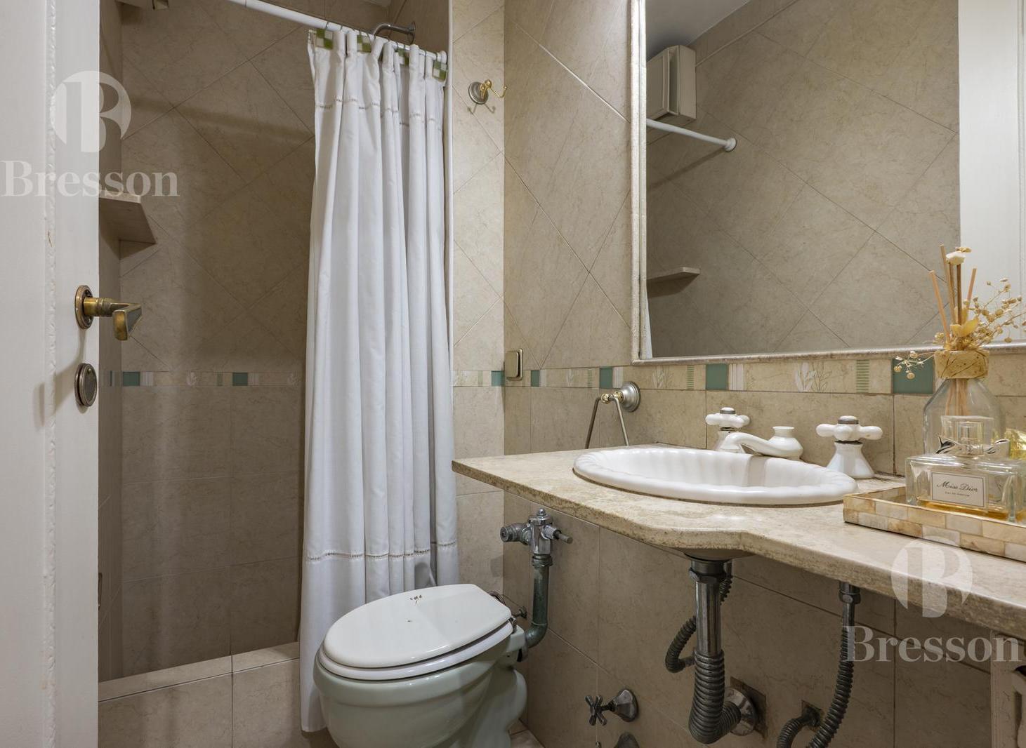 Foto de Departamento en Recoleta con 2 cocheras, imagen 1