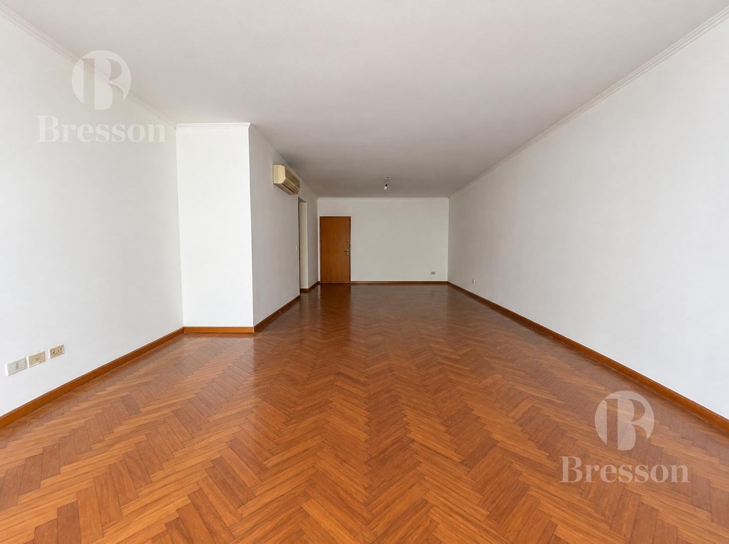 Foto de Departamento de 4 ambientes con cochera, imagen 2