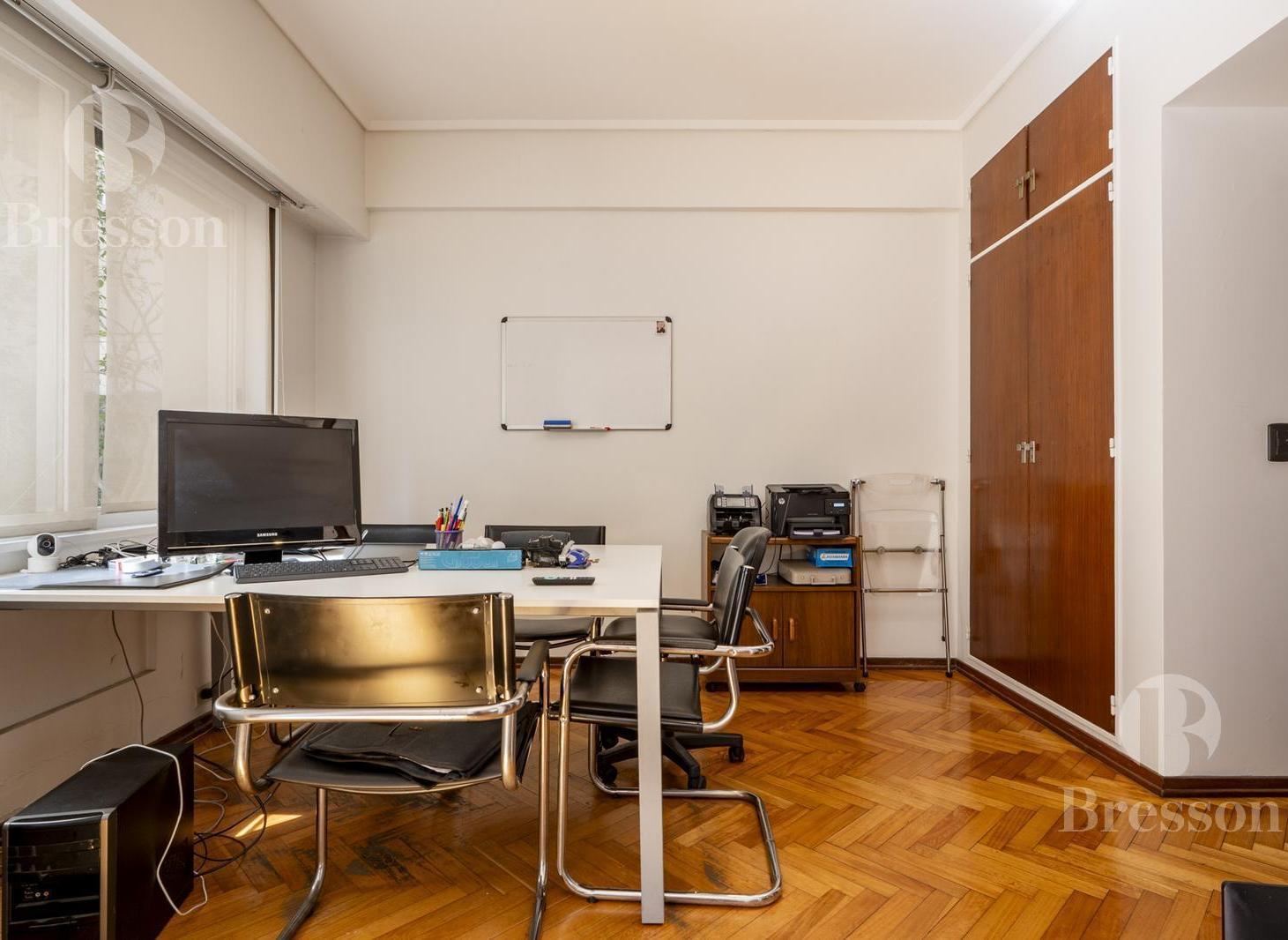 Foto de Departamento en Recoleta de 5 ambientes, imagen 2