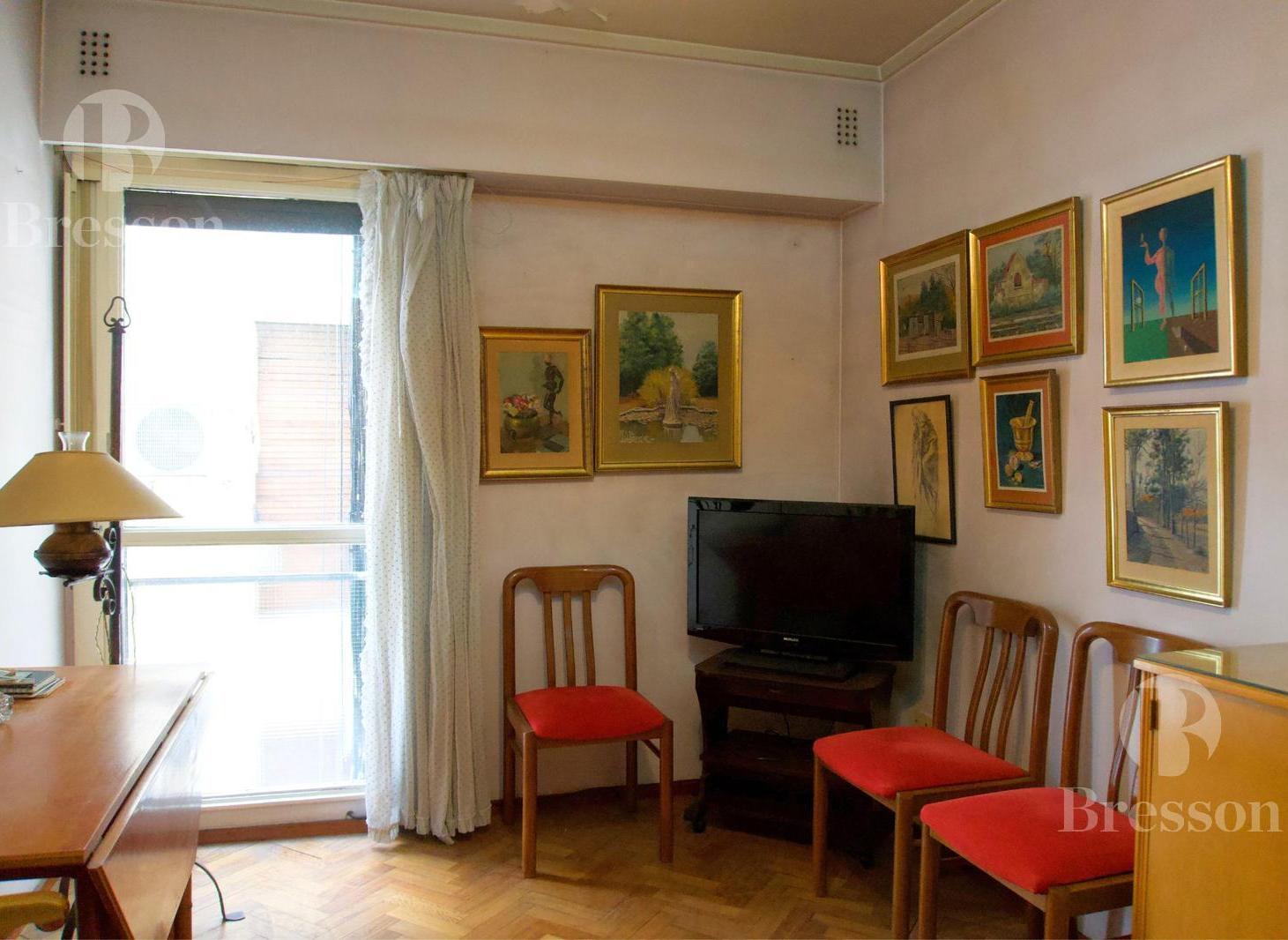 Foto de Departamento de tres ambientes , mucha luz, piso alto, excelente, imagen 2
