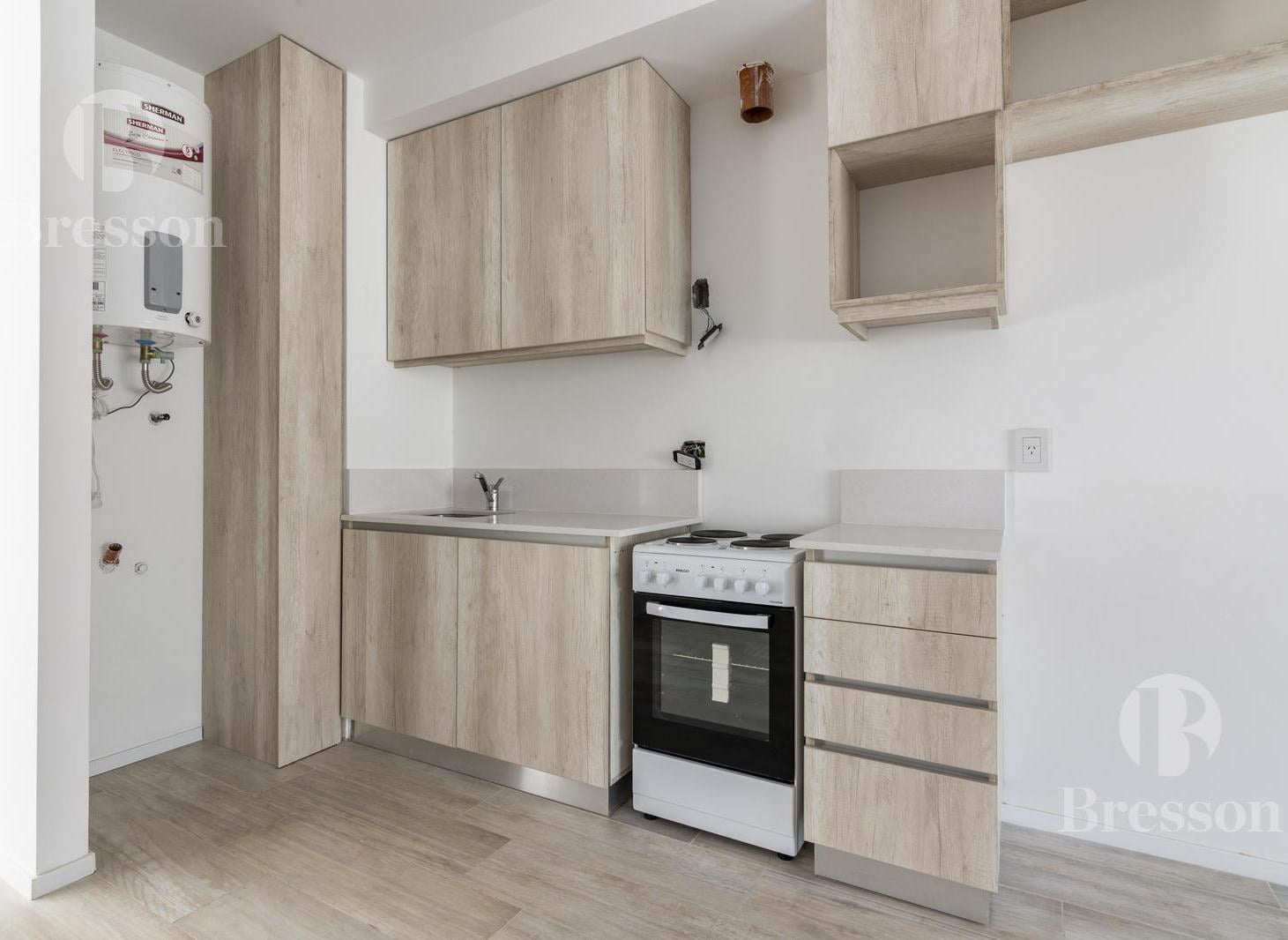 Foto de Departamento a estrenar con balcón, patio y parrilla, imagen 3
