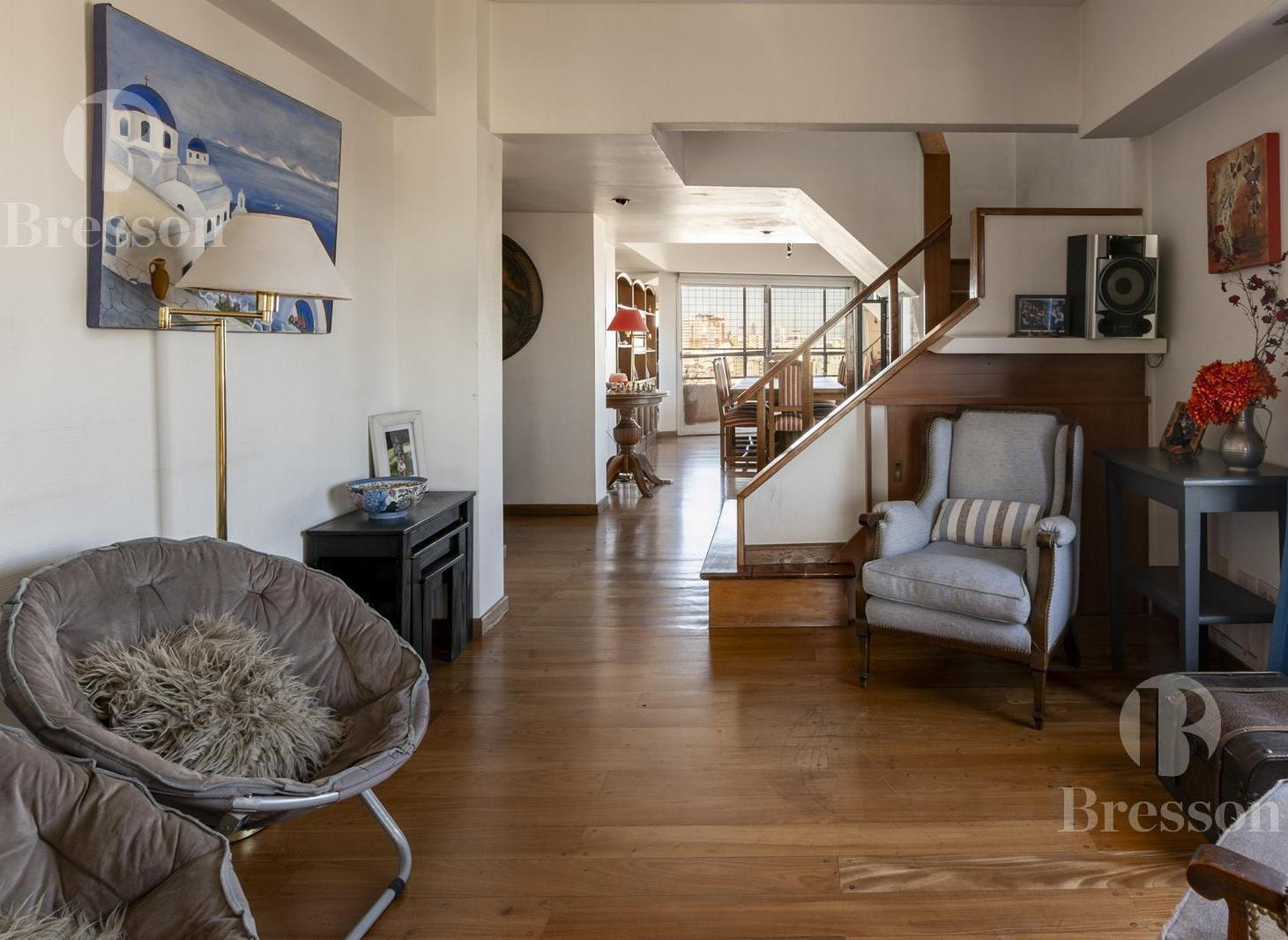 Foto de Duplex muy alto y luminoso en Recoleta - Beruti 2600, imagen 1