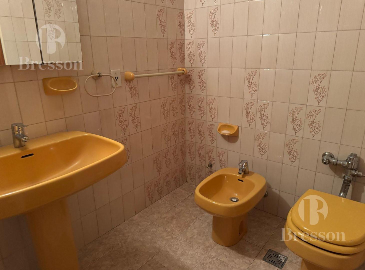 Foto de Venta monoambiente , Santa fe y Suipacha. Ideal inversion, imagen 5