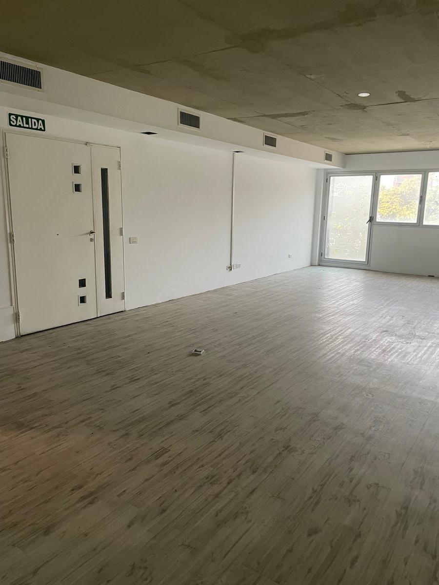 VENTA PISO de OFICINA Av Cabildo 4400
