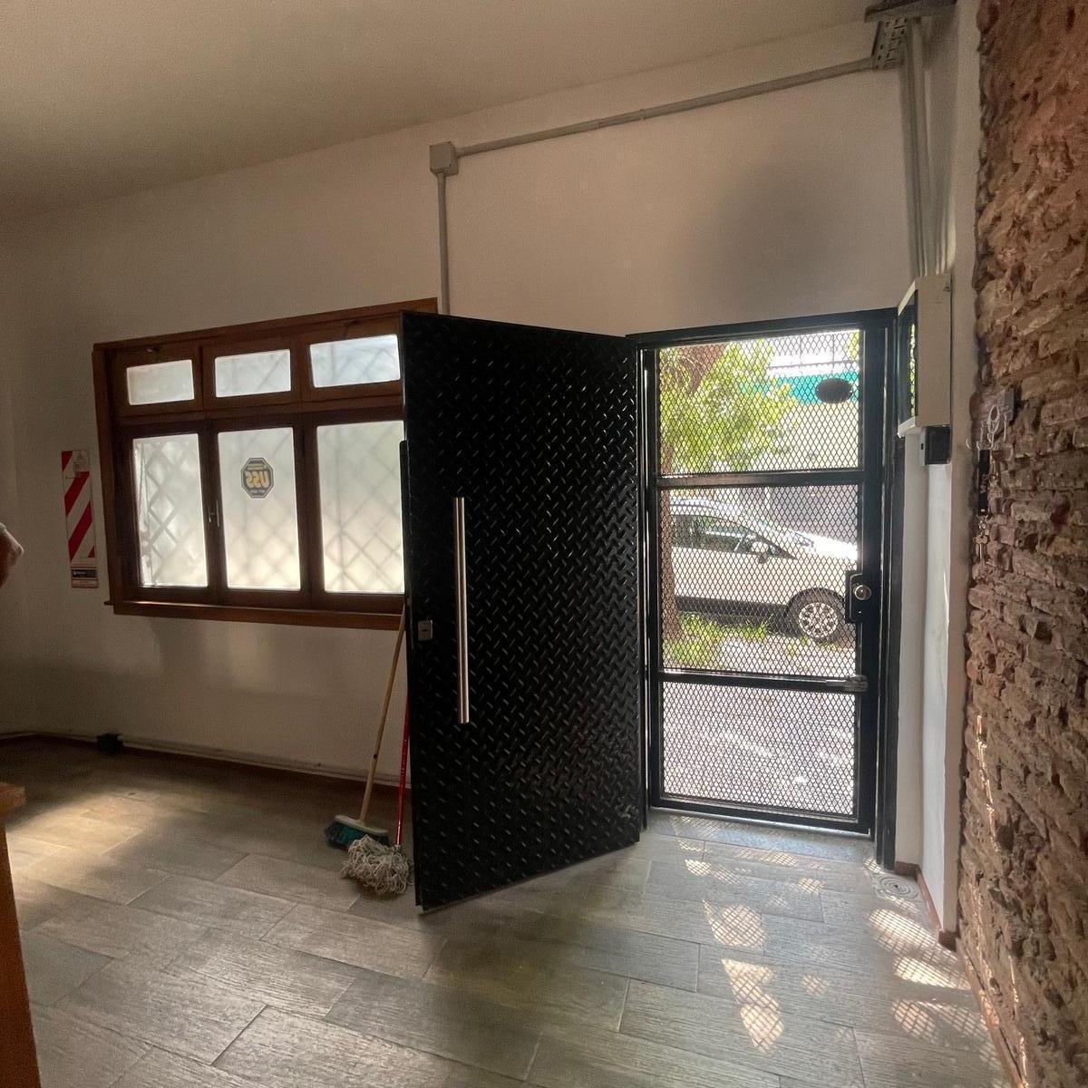 Casa en Venta S/expensas Lugones 4900 4