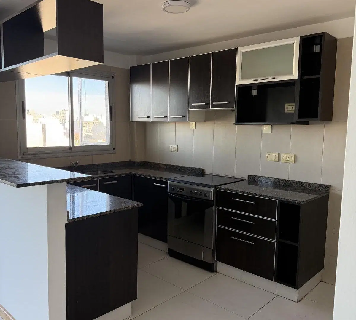 VENTA 3amb c/coch Vallejos 3200 4