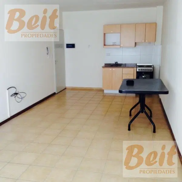 ALQUILER monoambiente Bernardo de Irigoyen 1400 2