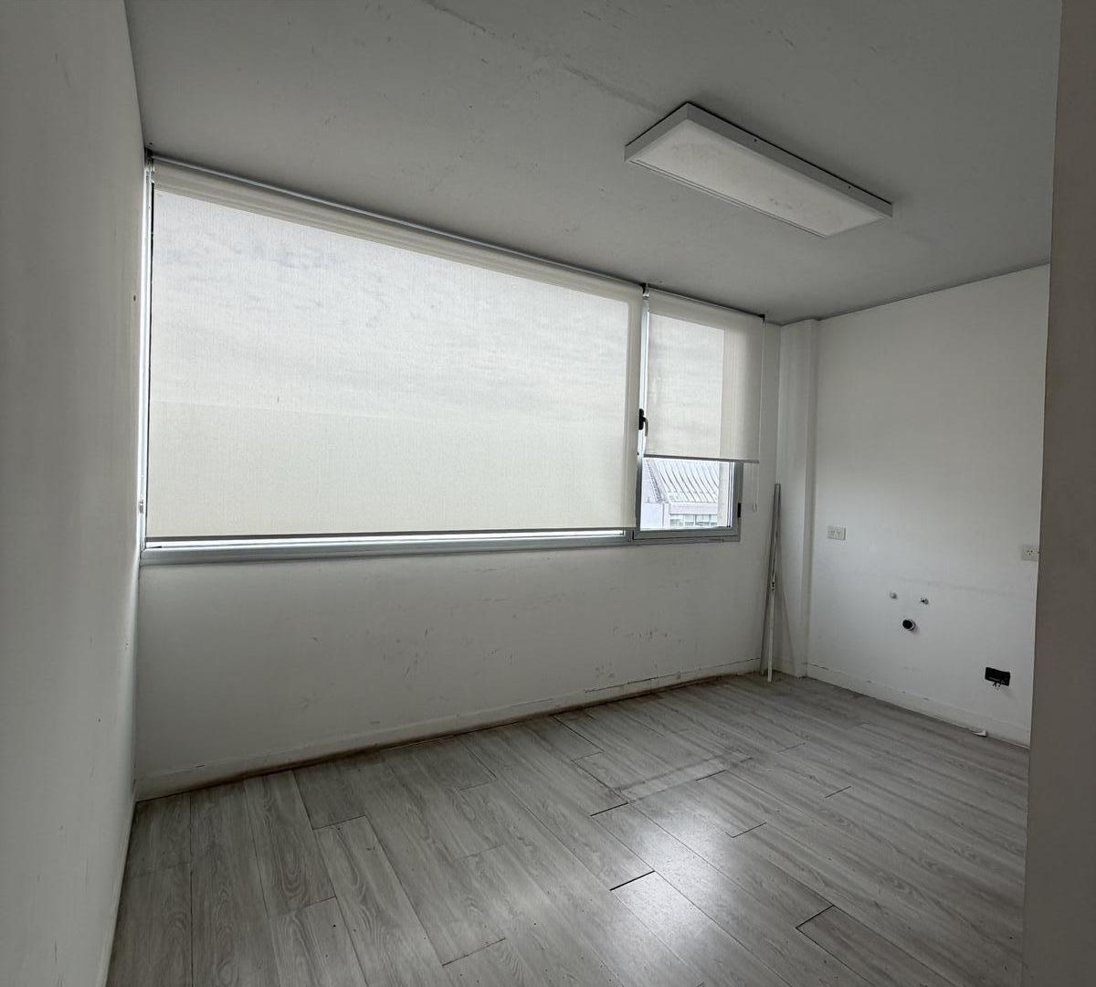 Foto de ALQUILER Piso de Oficina - Av Cabildo 4400, imagen 1