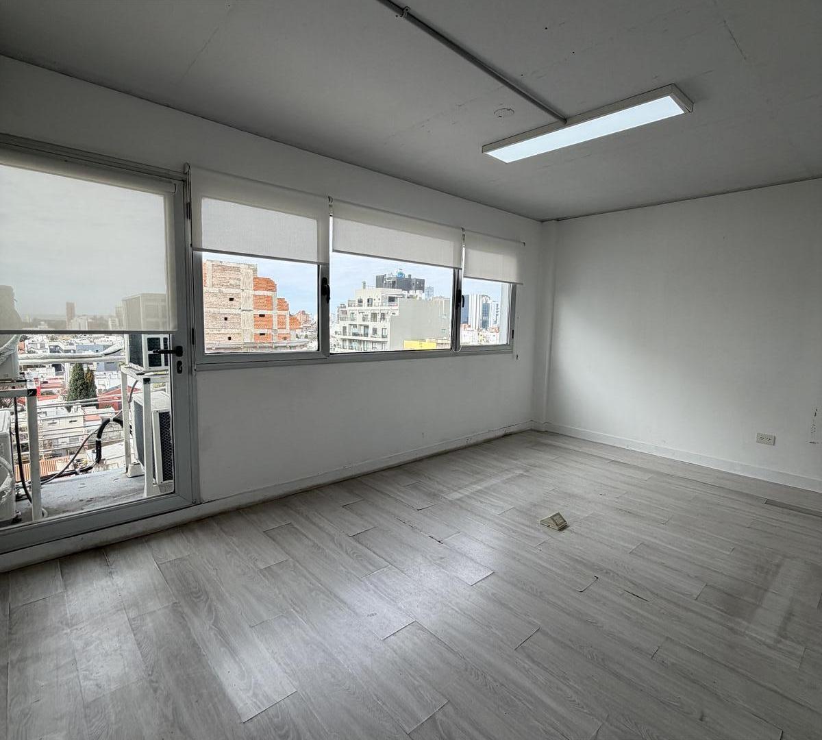 Foto de ALQUILER Piso de Oficina - Av Cabildo 4400, imagen 3