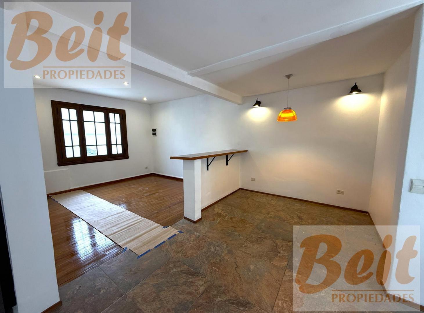Foto de ALQUILER casa OFICINA - Lugones 4900, imagen 1