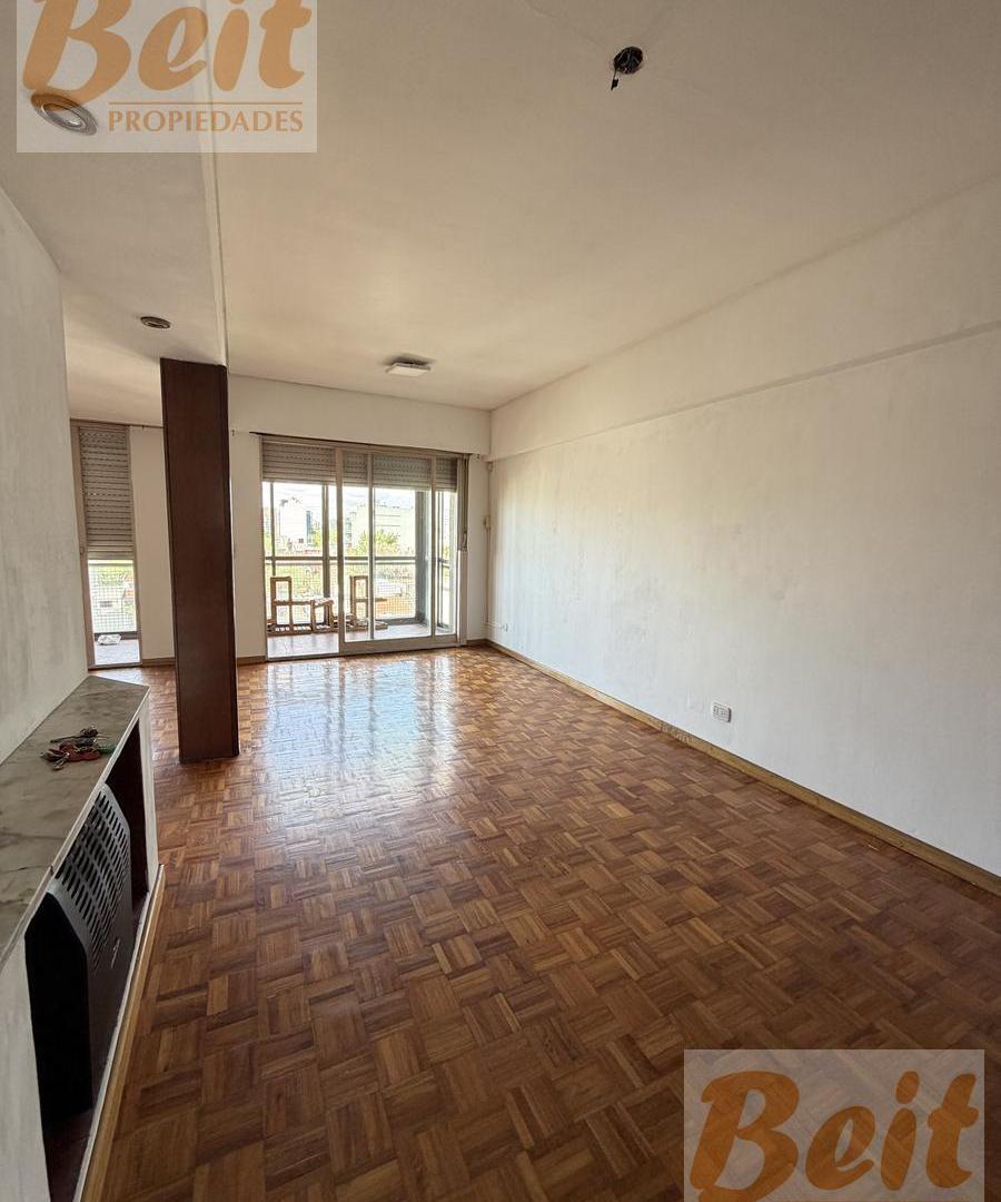 Foto de VENTA 4amb c/coch - Av Congreso 3300, imagen 1
