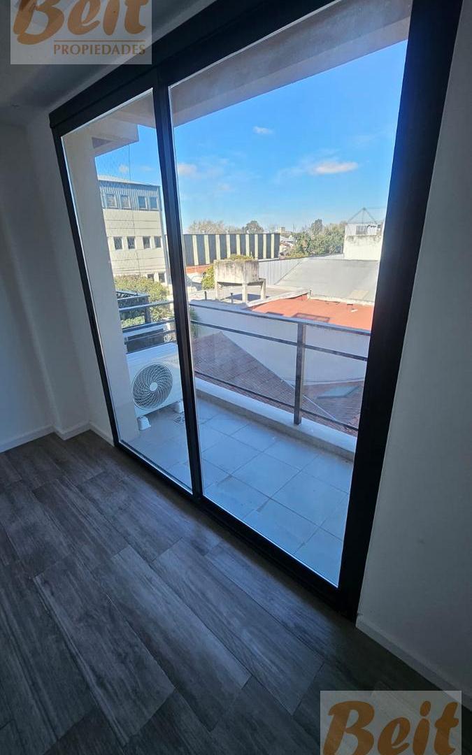 Foto de Venta Monoambiente Con Terraza Propia Av San Martin 4100, imagen 4
