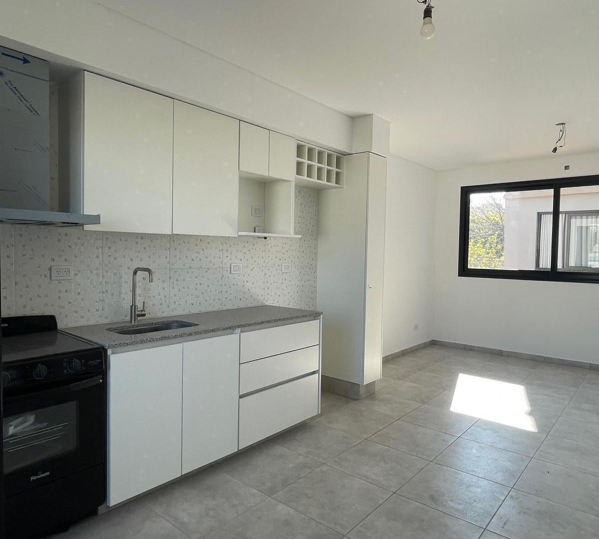 Foto de VENTA 2amb a c/parrilla Manuela Pedraza 6100, imagen 1