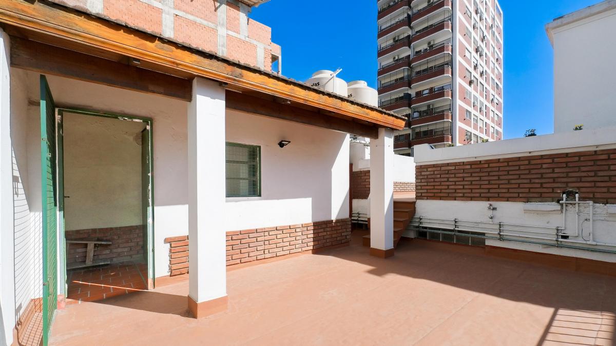 Puan Al 600 - PH 4 Amb. - 242 m² Totales - Sin Expensas - Terraza con Quincho. 3