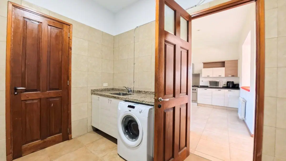 Casa en "Chacras del Paraná" - 4 ambientes -Lote de 5000 m. - Amarra privada a metros del río Paraná 4