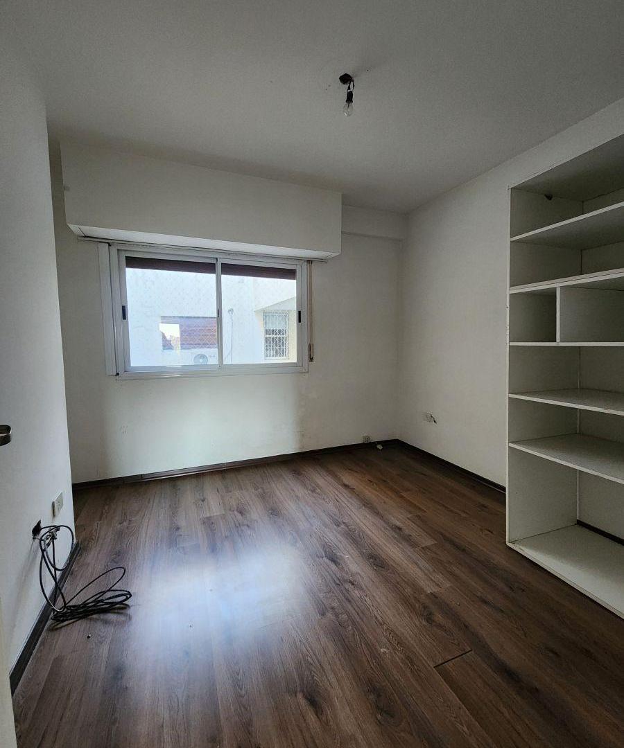 Departamento en Venta de 87 m² en Villa Devoto. 3 Amb. dúplex con Balcón y Vista Abierta