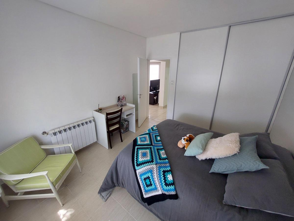 Casa en Venta, 2 Dorm., Barrio 12 de Septiembre 5