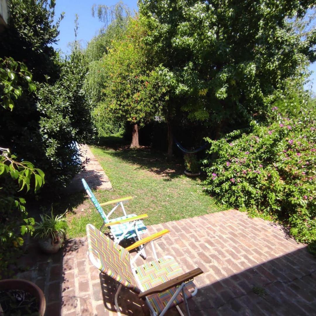 Castelar Sur: Venta/permuta Casa en Zona Residencial. 1