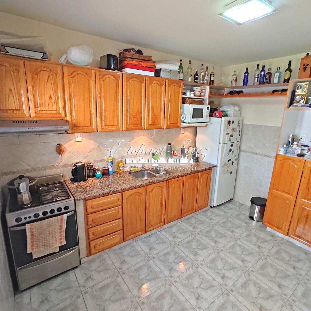 Foto de VENTA/PERMUTA TRIPLEX 4 AMB CON COCHERA Y PATIO – RAMOS MEJIA, imagen 4