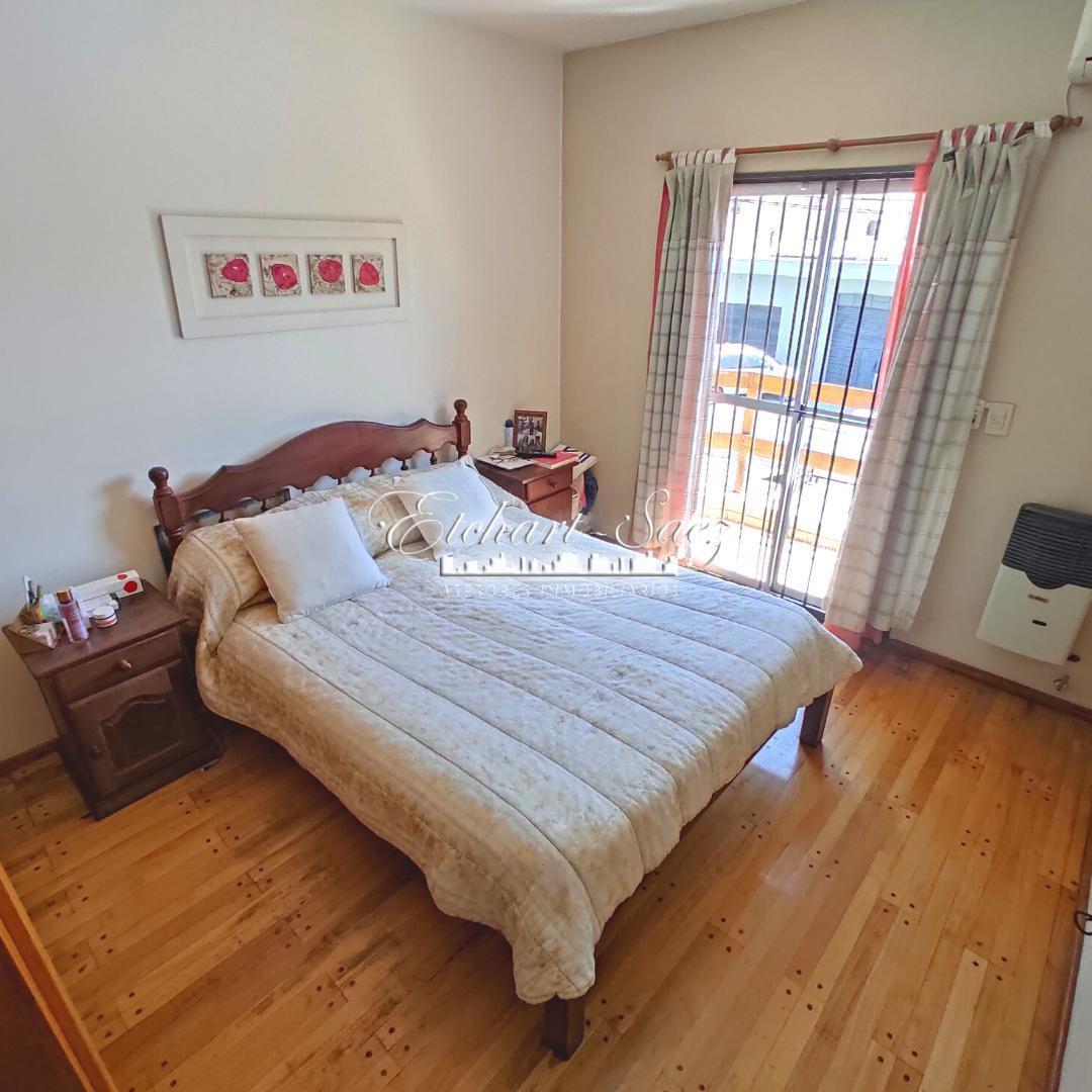 VENTA/PERMUTA TRIPLEX 4 AMB CON COCHERA Y PATIO – RAMOS MEJIA