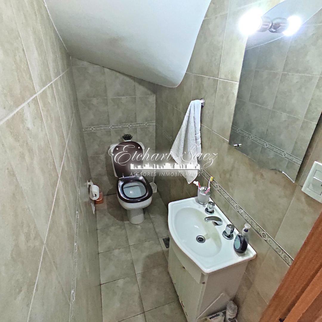 Foto de VENTA/PERMUTA TRIPLEX 4 AMB CON COCHERA Y PATIO – RAMOS MEJIA, imagen 3