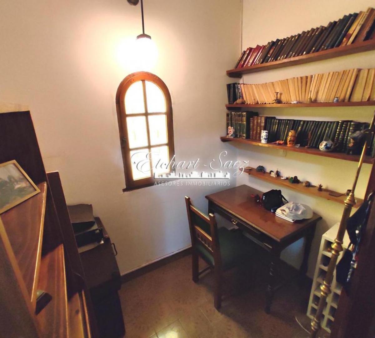 Venta/Permuta Casa 4 ambientes c/piscina Ramos Mejia