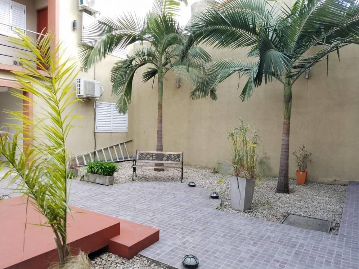 VENTA O PERMUTA MONOAMBIENTE EN RAMOS MEJIA DE 37 M2 CON PATIO