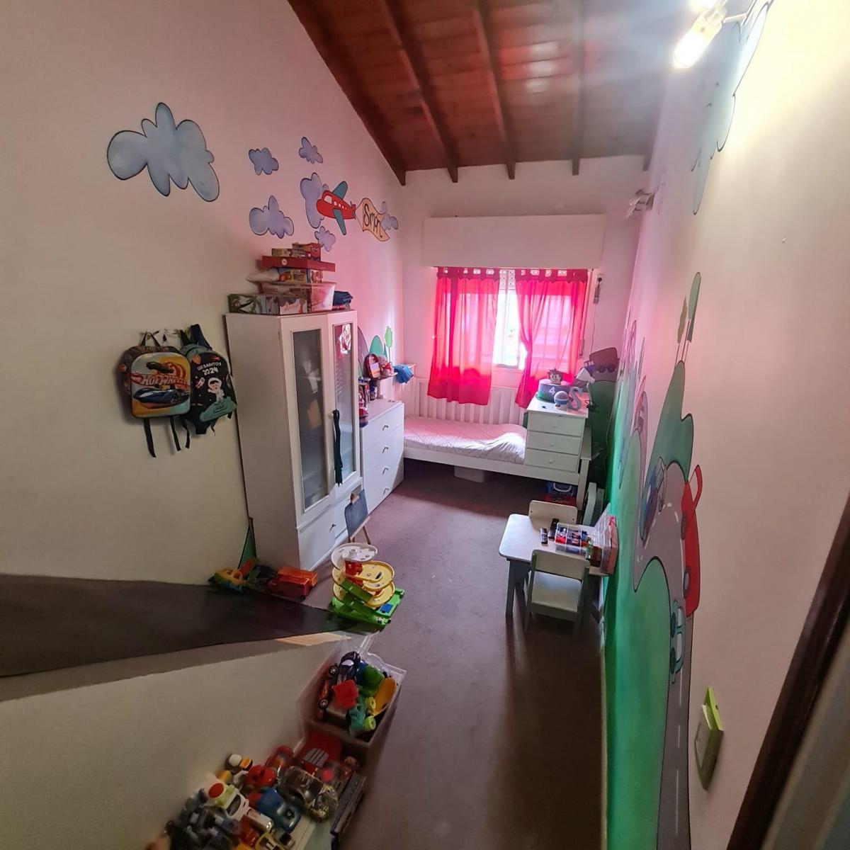 CASA PH 4 AMBIENTES ENTRADA INDEPENDIENTE Y COCHERA EN SAN JUSTO