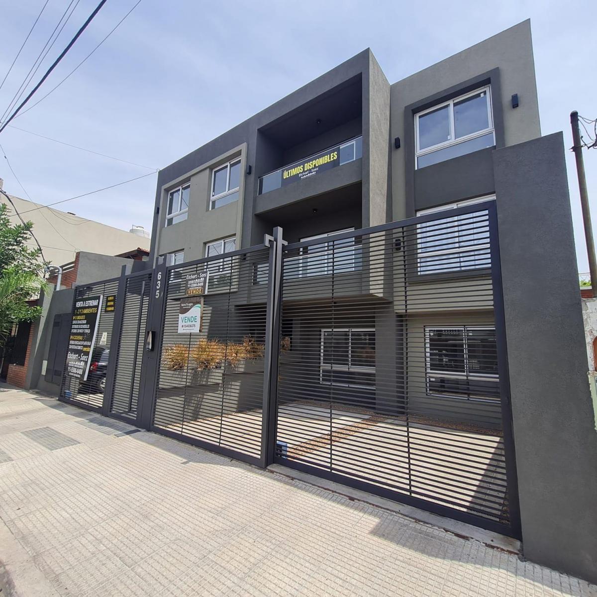 VENTA COCHERA CUBIERTA EN RAMOS MEJIA