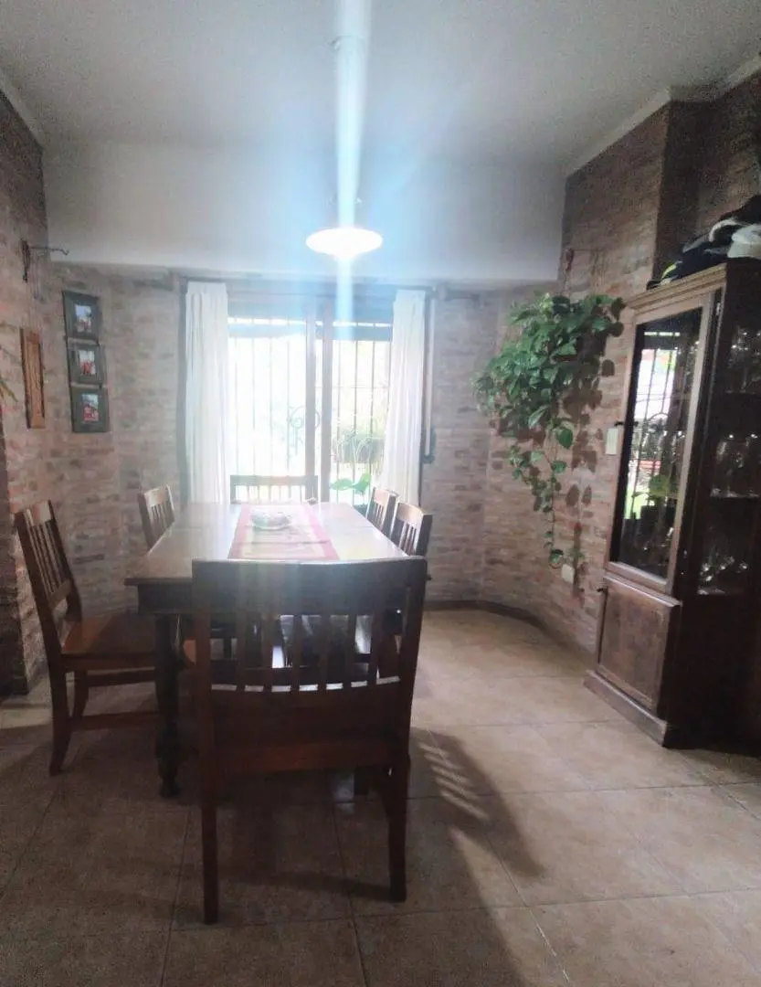 CASA EN VENTA EN EL CORAZÓN DE PARQUE LELOIR 5