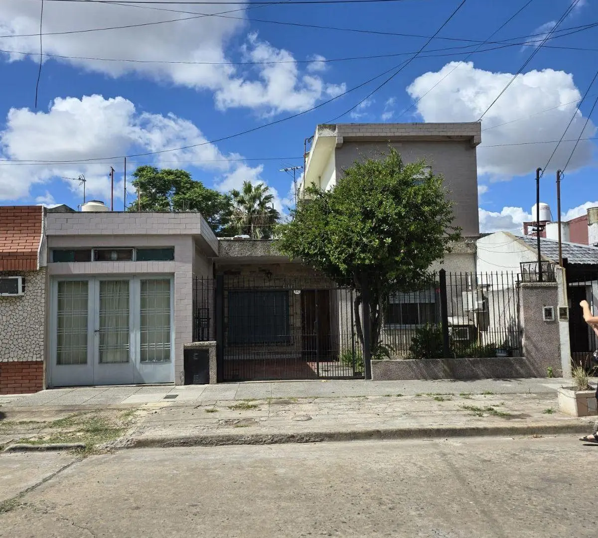 CASA 4 AMB A ACTUALIZAR EN RAMOS MEJIA 3