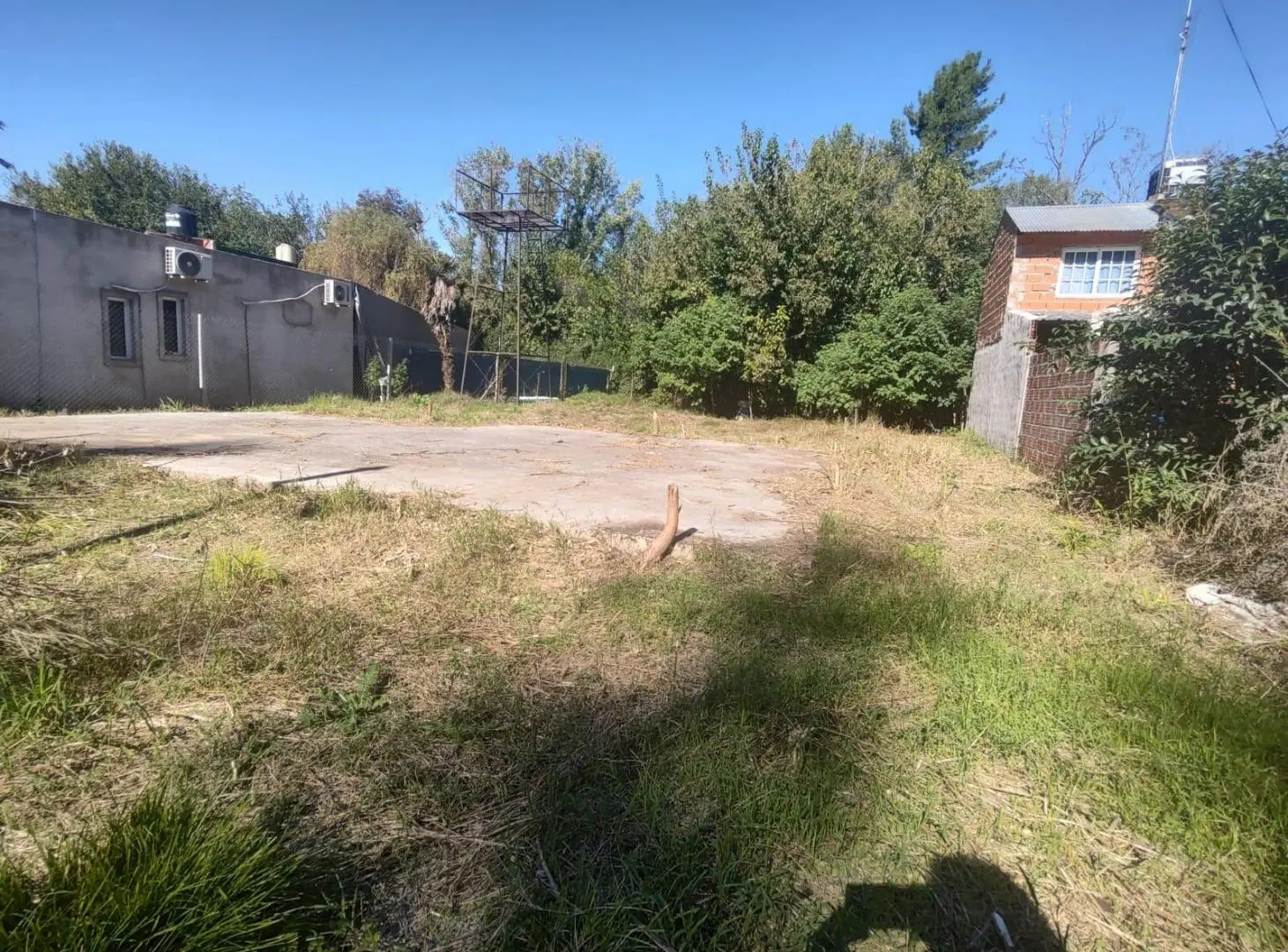 LOTE SOBRE CALLE CERRADA EN GENERAL RODRIGUEZ 1