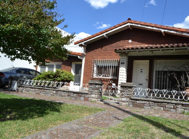 Casa en venta en villa luzuriaga