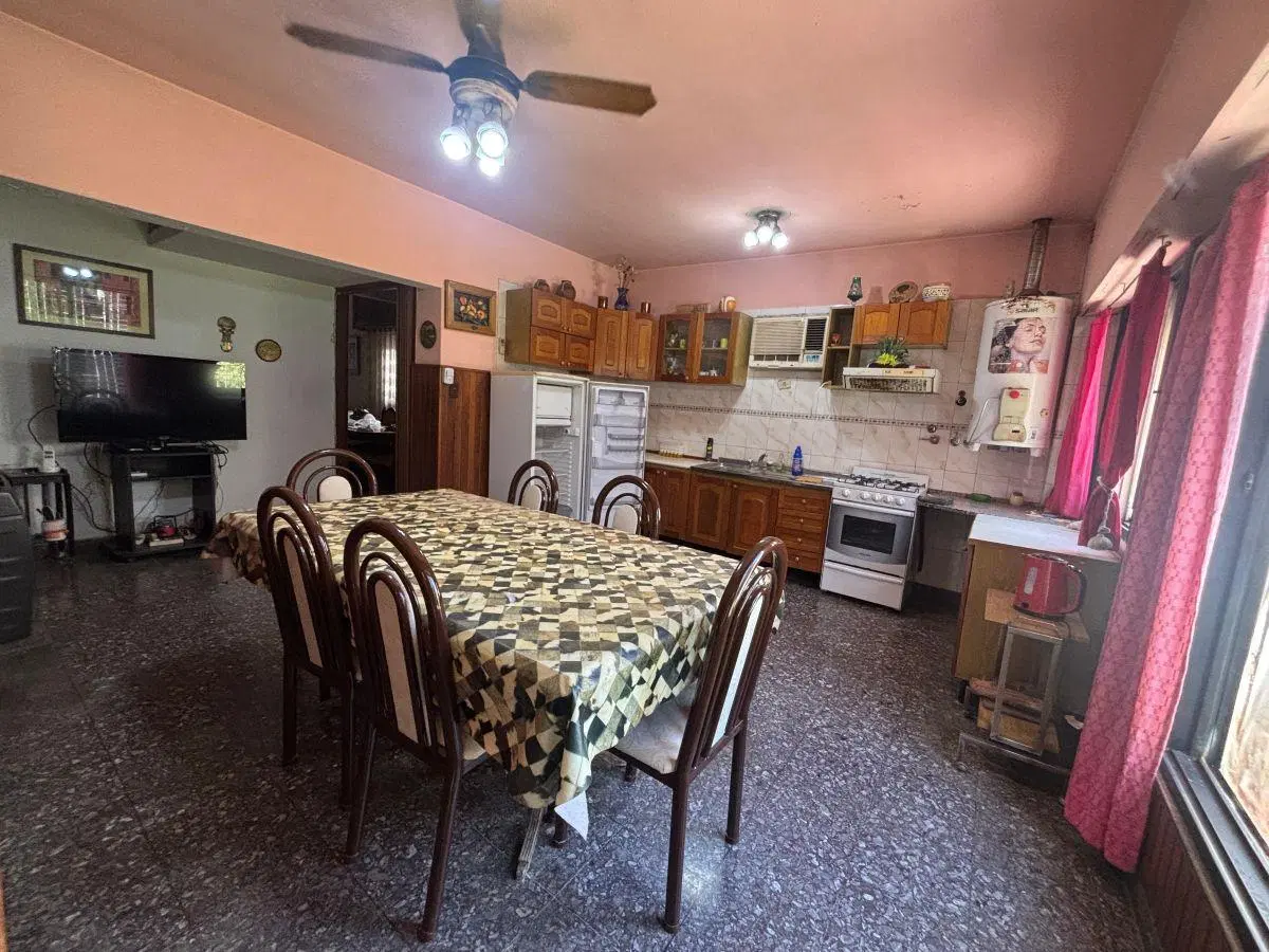 Casa en venta 4 ambientes en Villa Luzuriaga 5