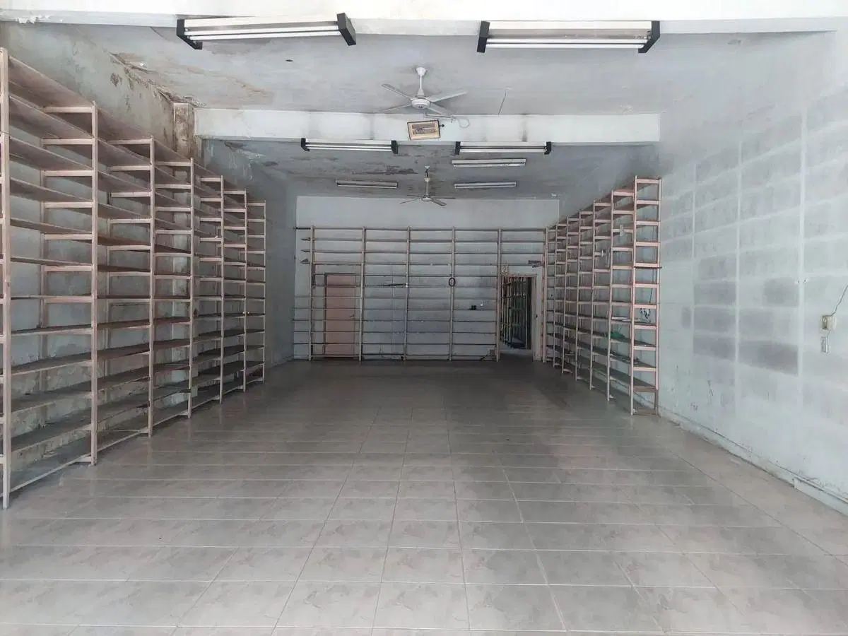 Local Comercial En Venta Ubicado En San Justo 4