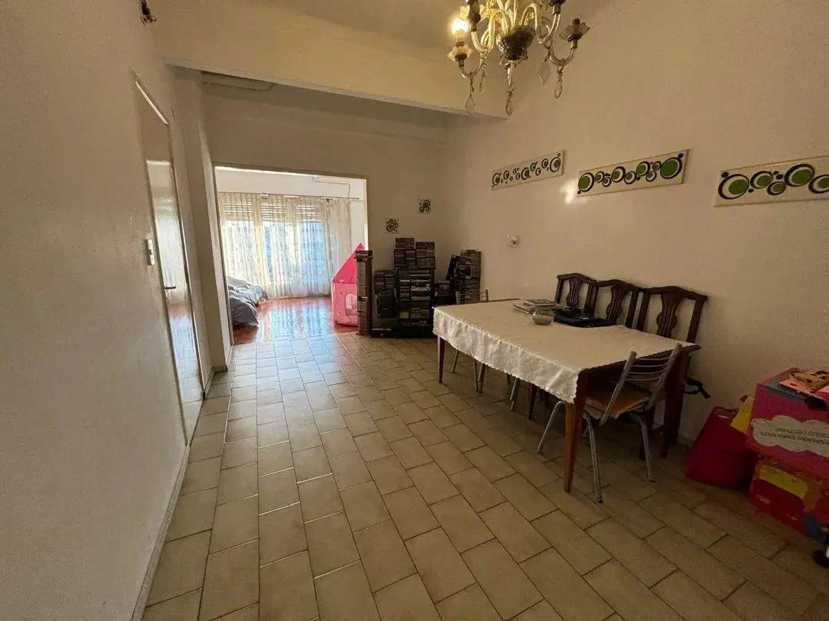 Casa En Venta En Haedo 3
