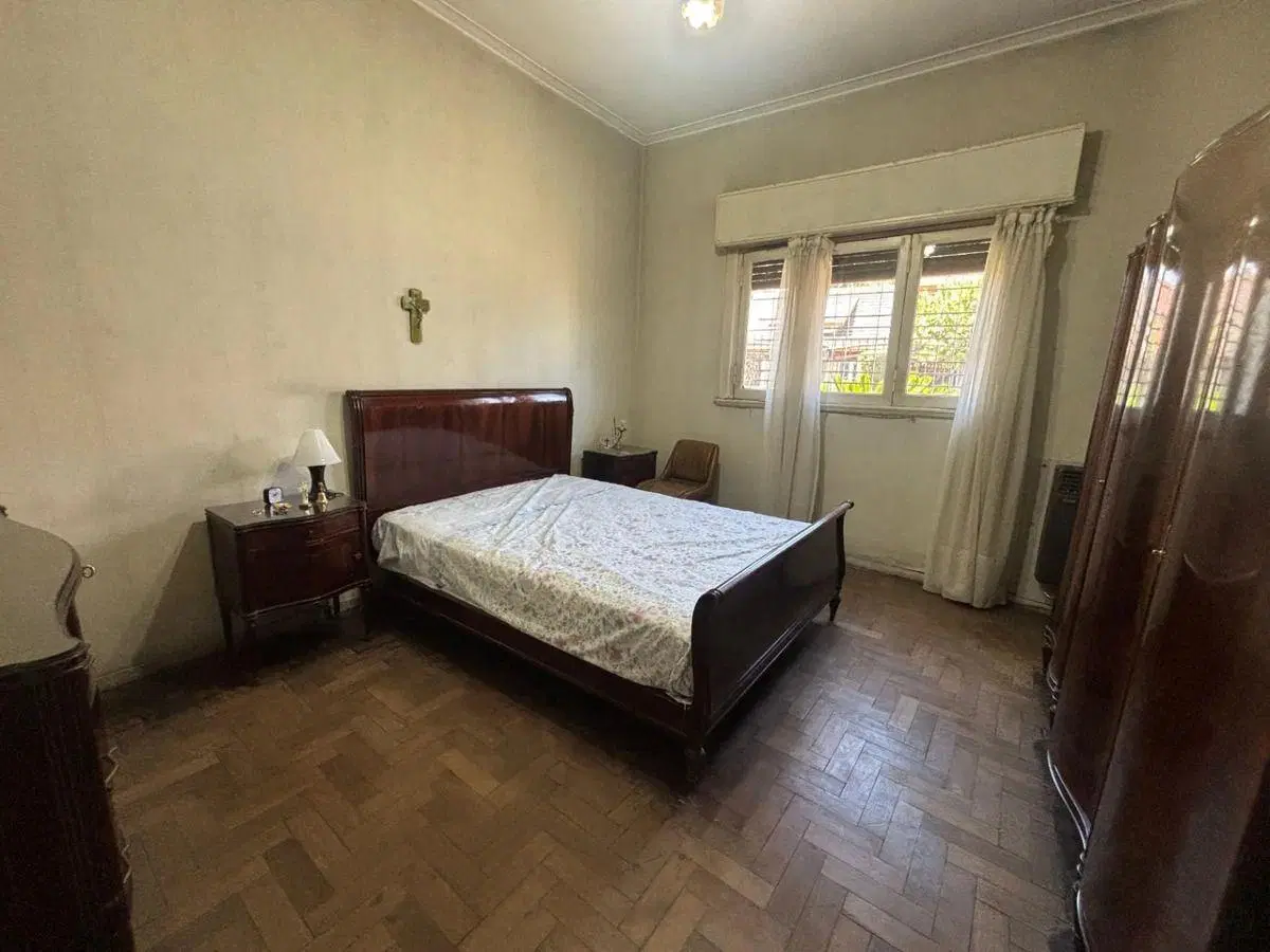 Venta Casa Villa Luzuriaga Con Cochera 2