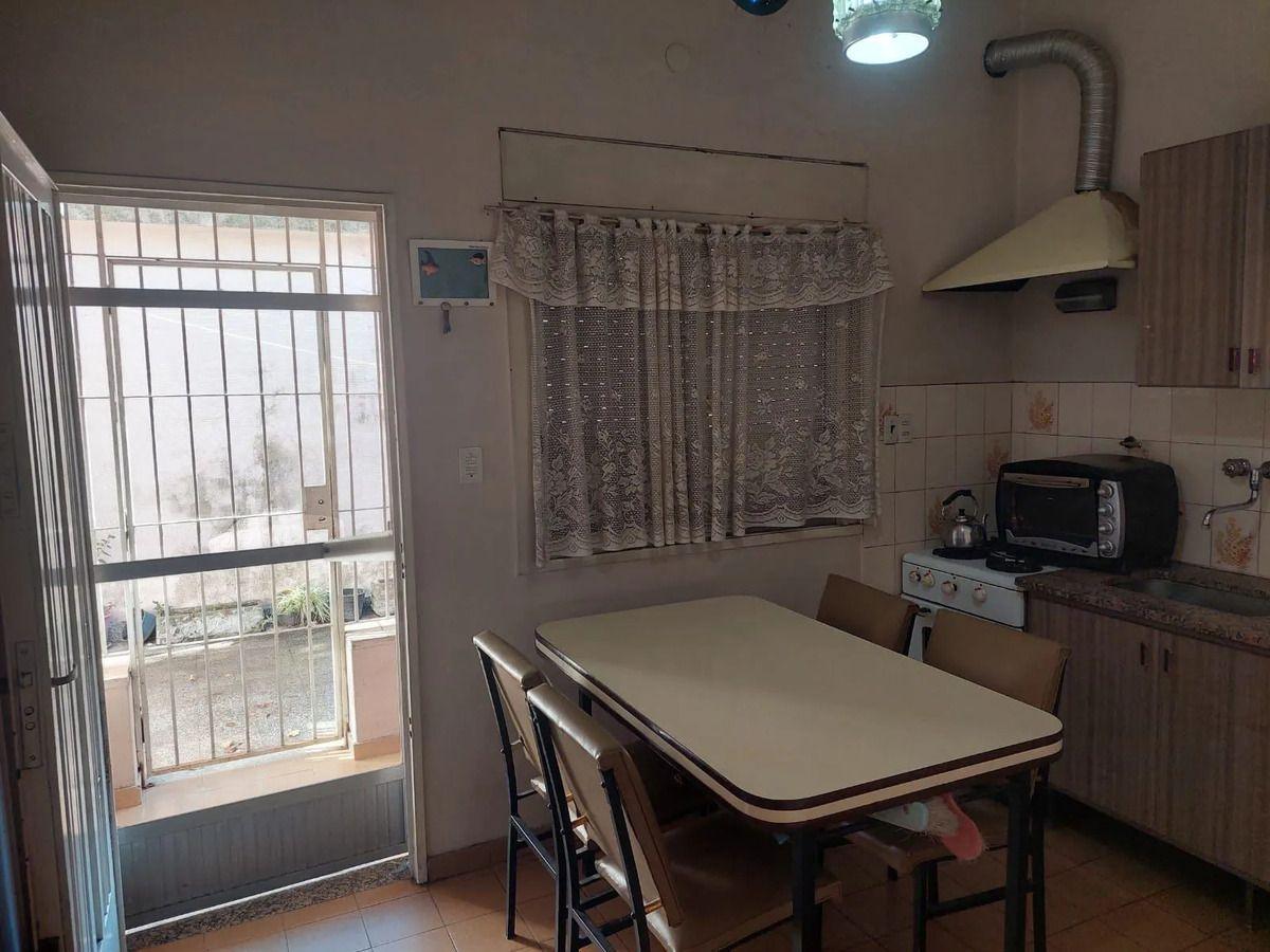 Foto de Venta Casa Ramos Mejía Con Cochera, imagen 3