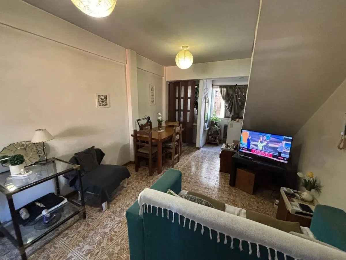 Venta Departamento Villa Luzuriaga 5
