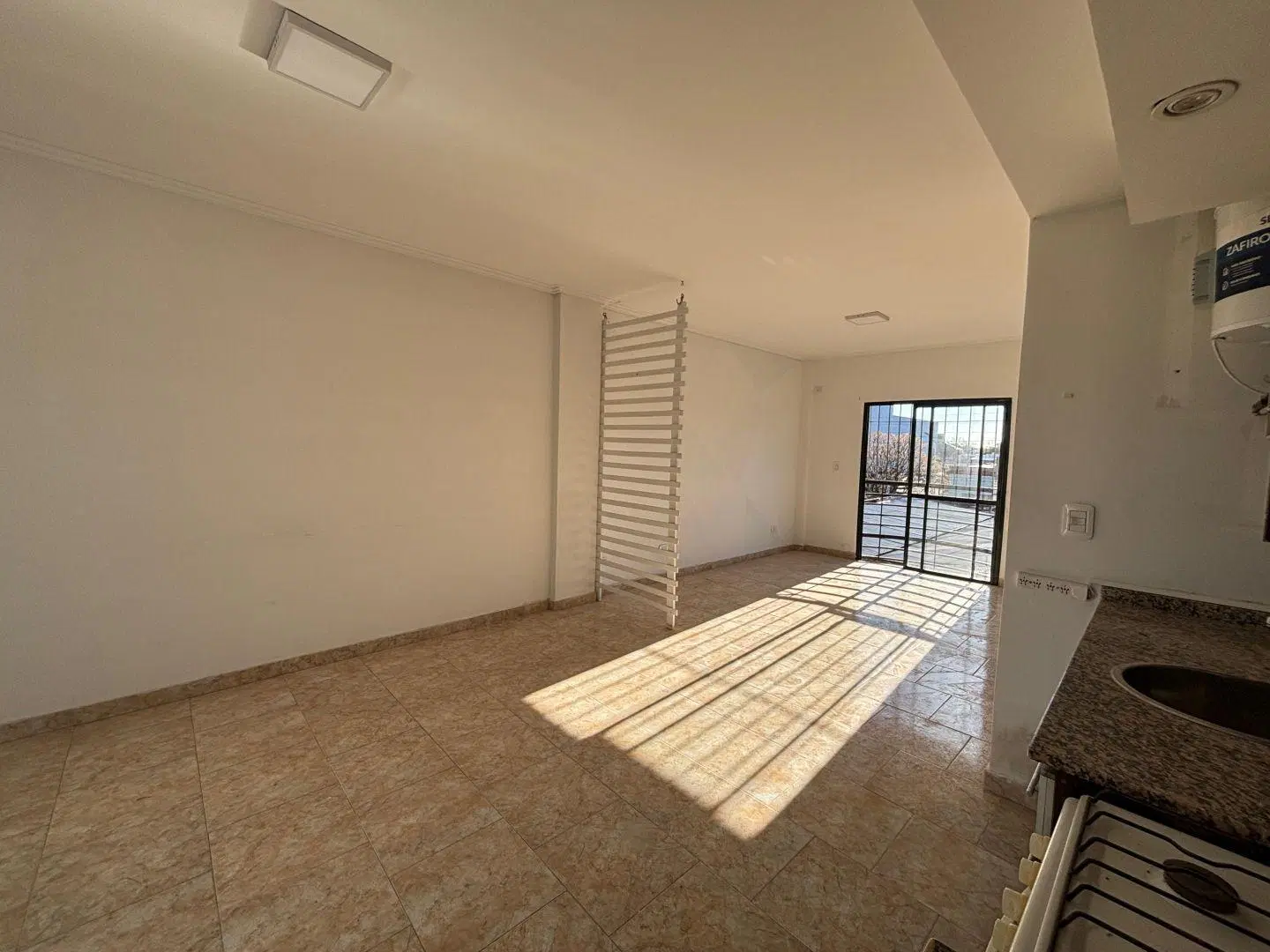 Departamento en venta Villa Luzuriaga 2
