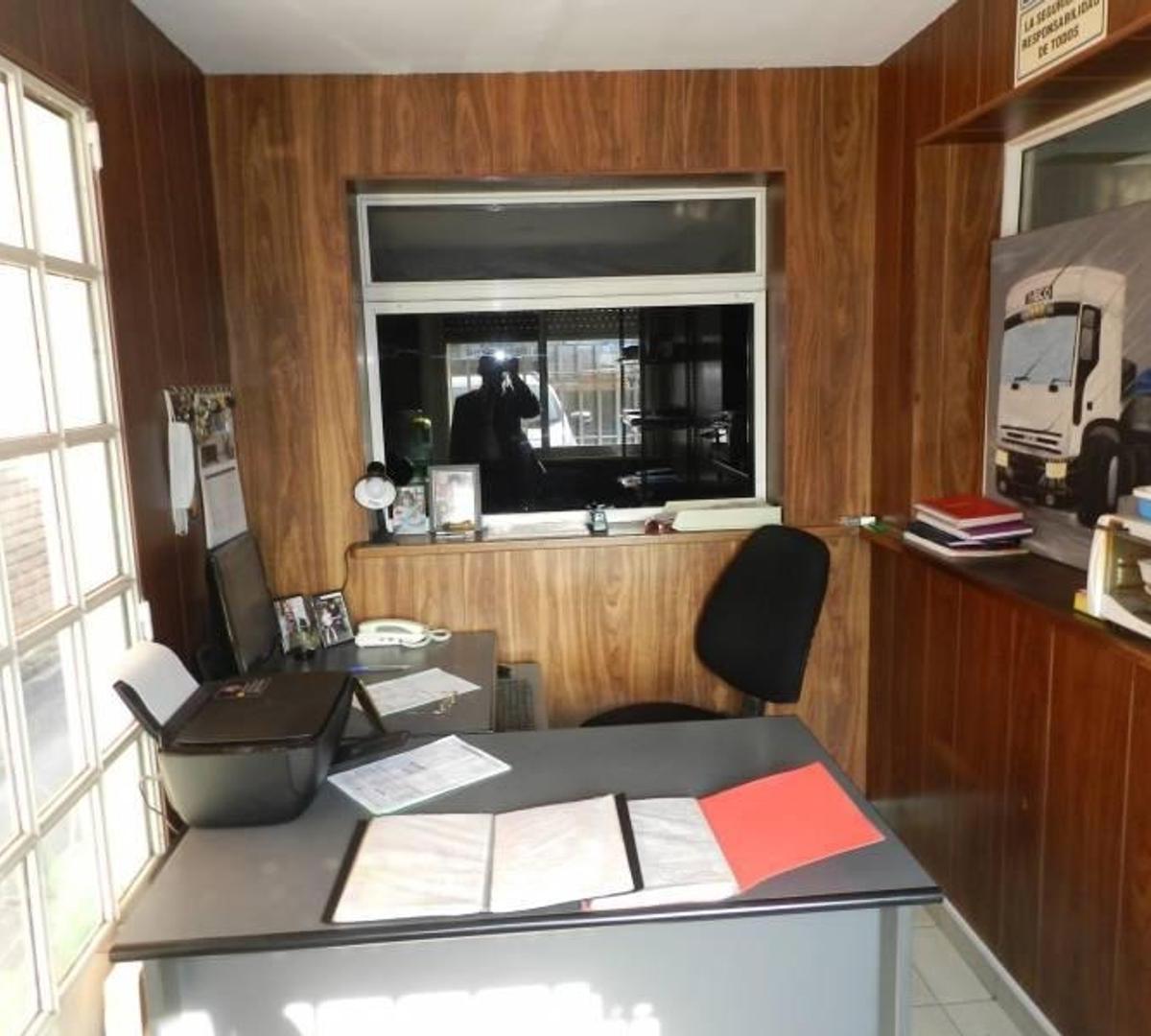 Nave Industrial / Deposito / Galpón • Venta 5