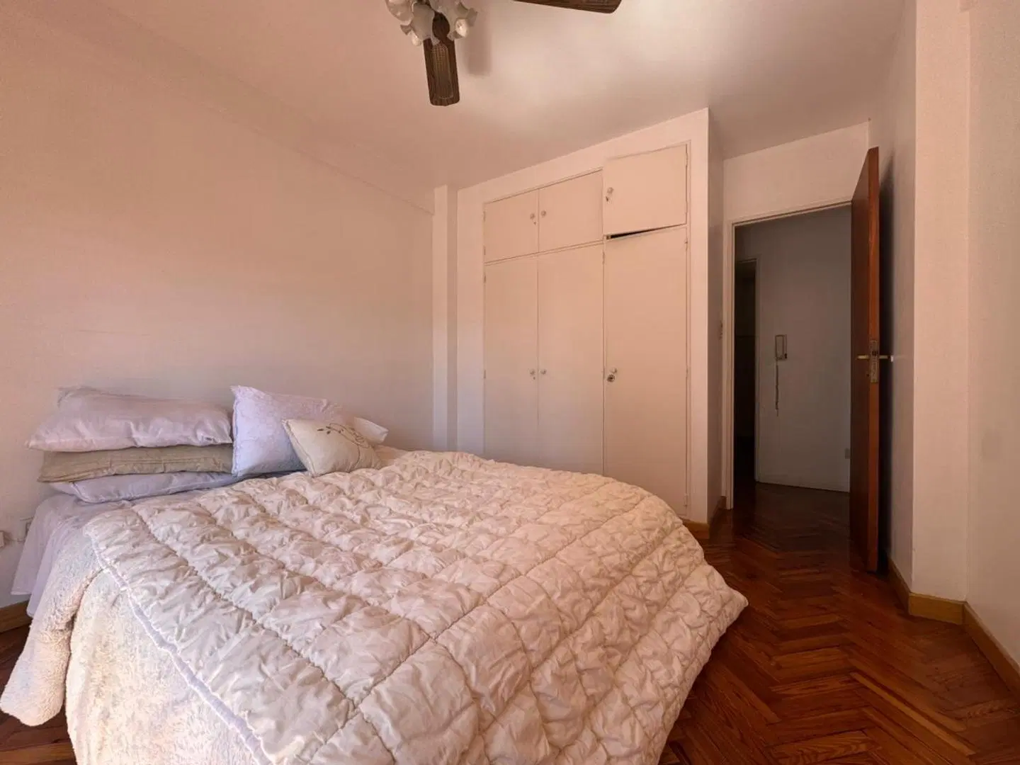 Departamento 3 ambientes con balcon terraza • venta • Olivos 3