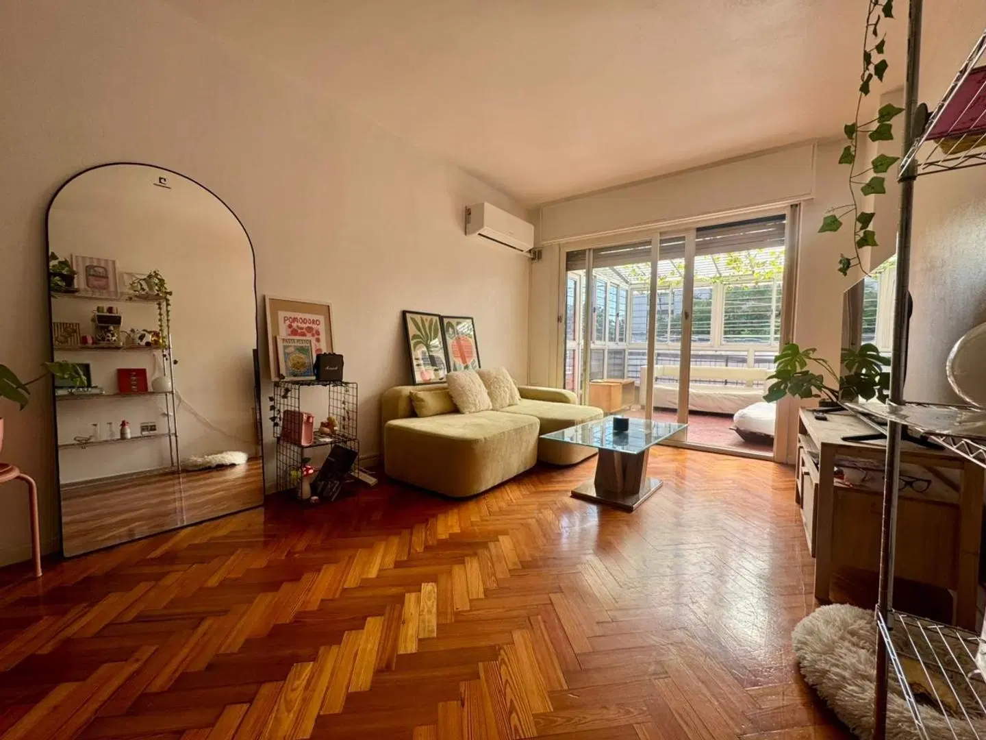 Departamento 3 ambientes con balcon terraza • venta • Olivos 2
