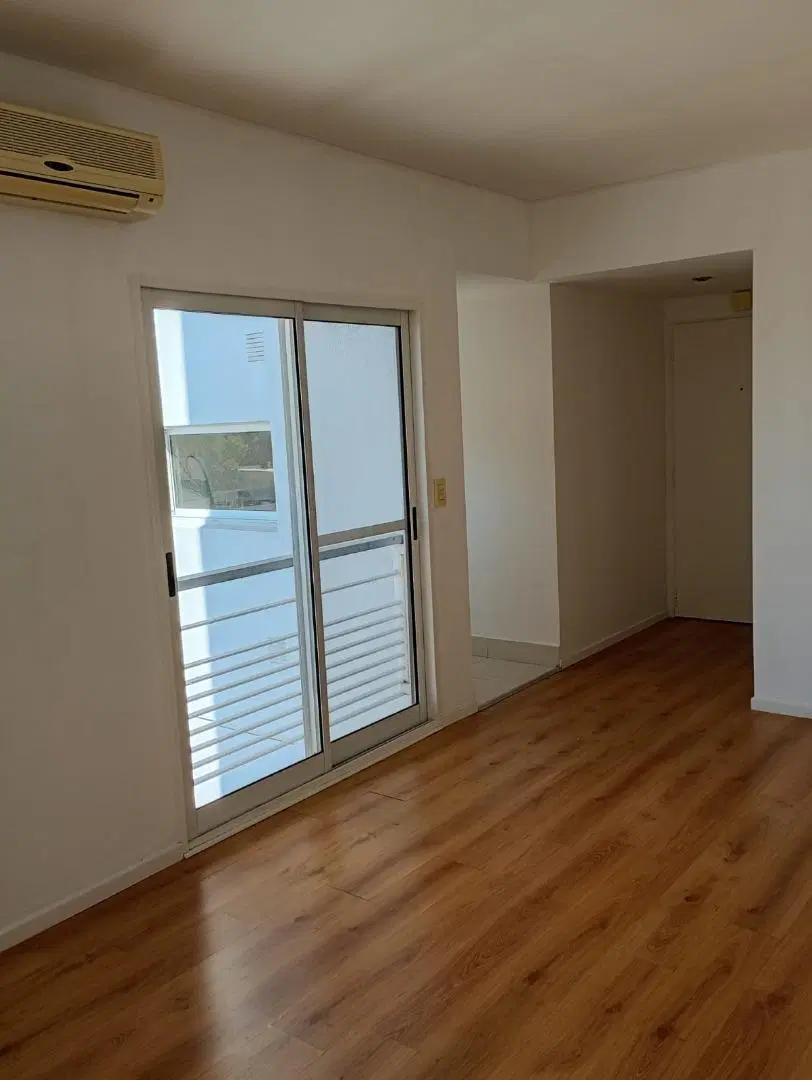 Monoambiente Apto Profesional - Alquiler- Av Diaz Velez 4300 4