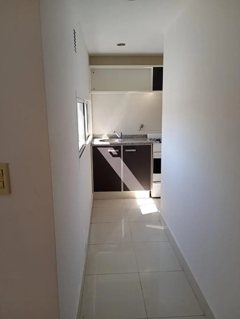 Monoambiente Apto Profesional - Alquiler- Av Diaz Velez 4300 3