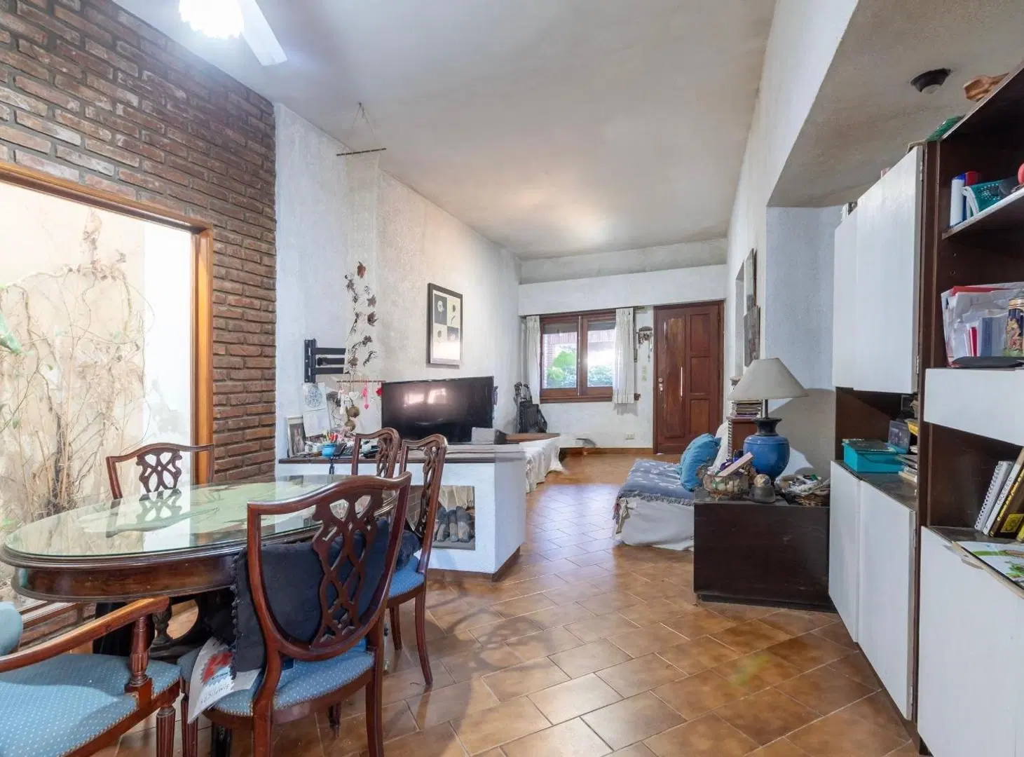 Casa con jardín y piscina • Venta • Florida 2