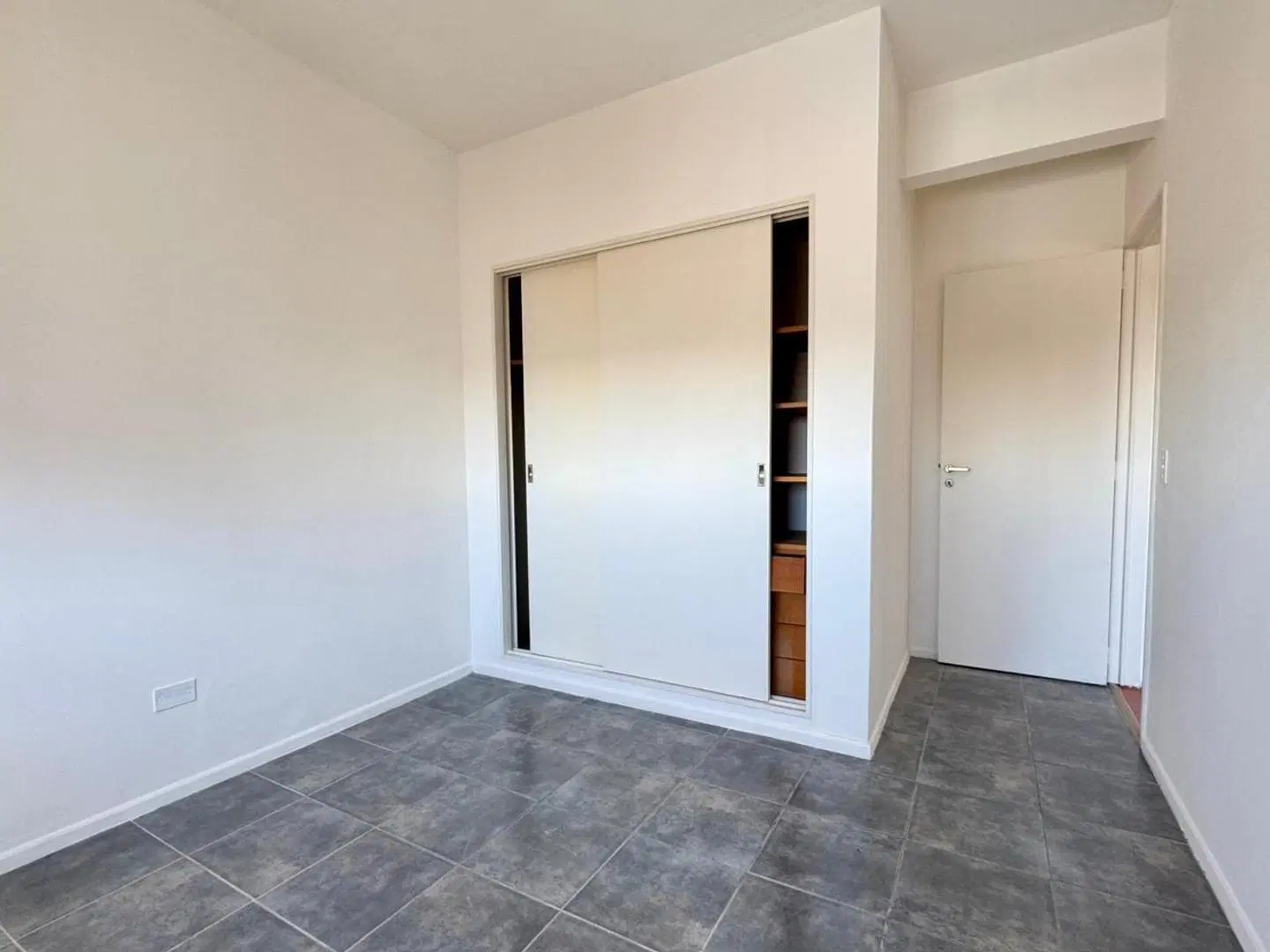 Departamento tres ambientes • Apto Credito • Rafaela 4900 3