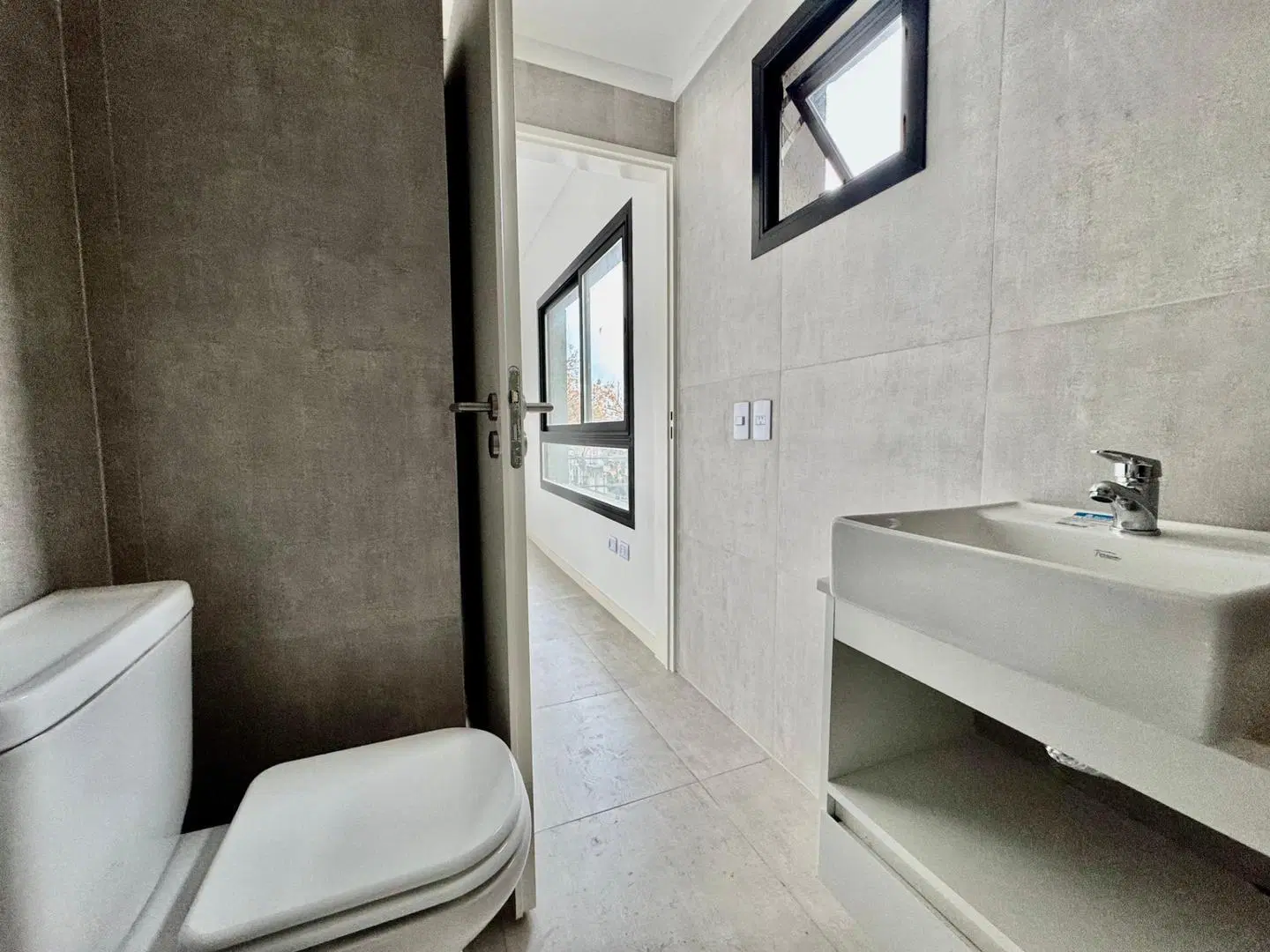Dos ambientes a estrenar • Venta • Garcia del Rio 4695 4