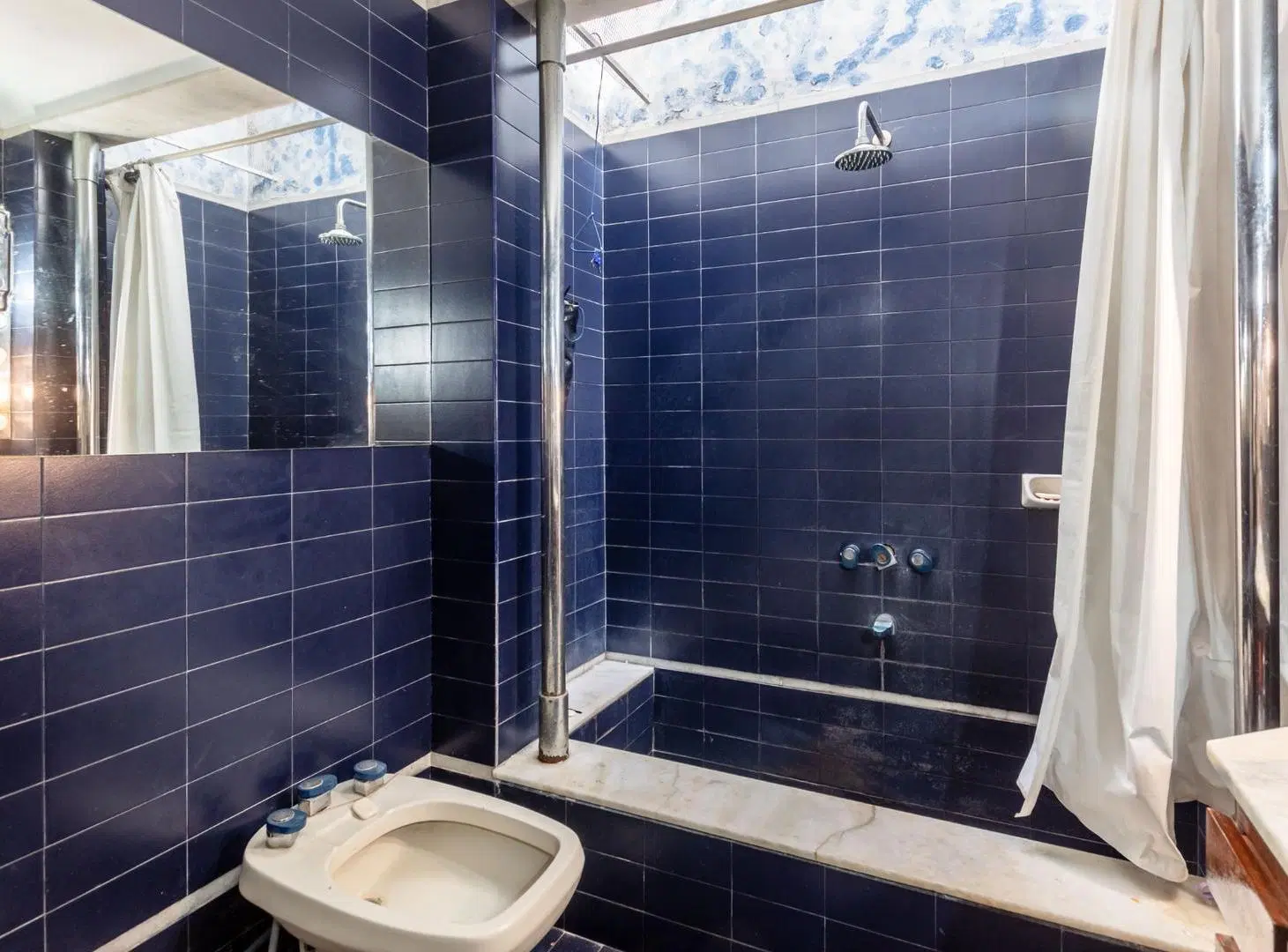 Casa con jardín y piscina • Venta • Florida 8