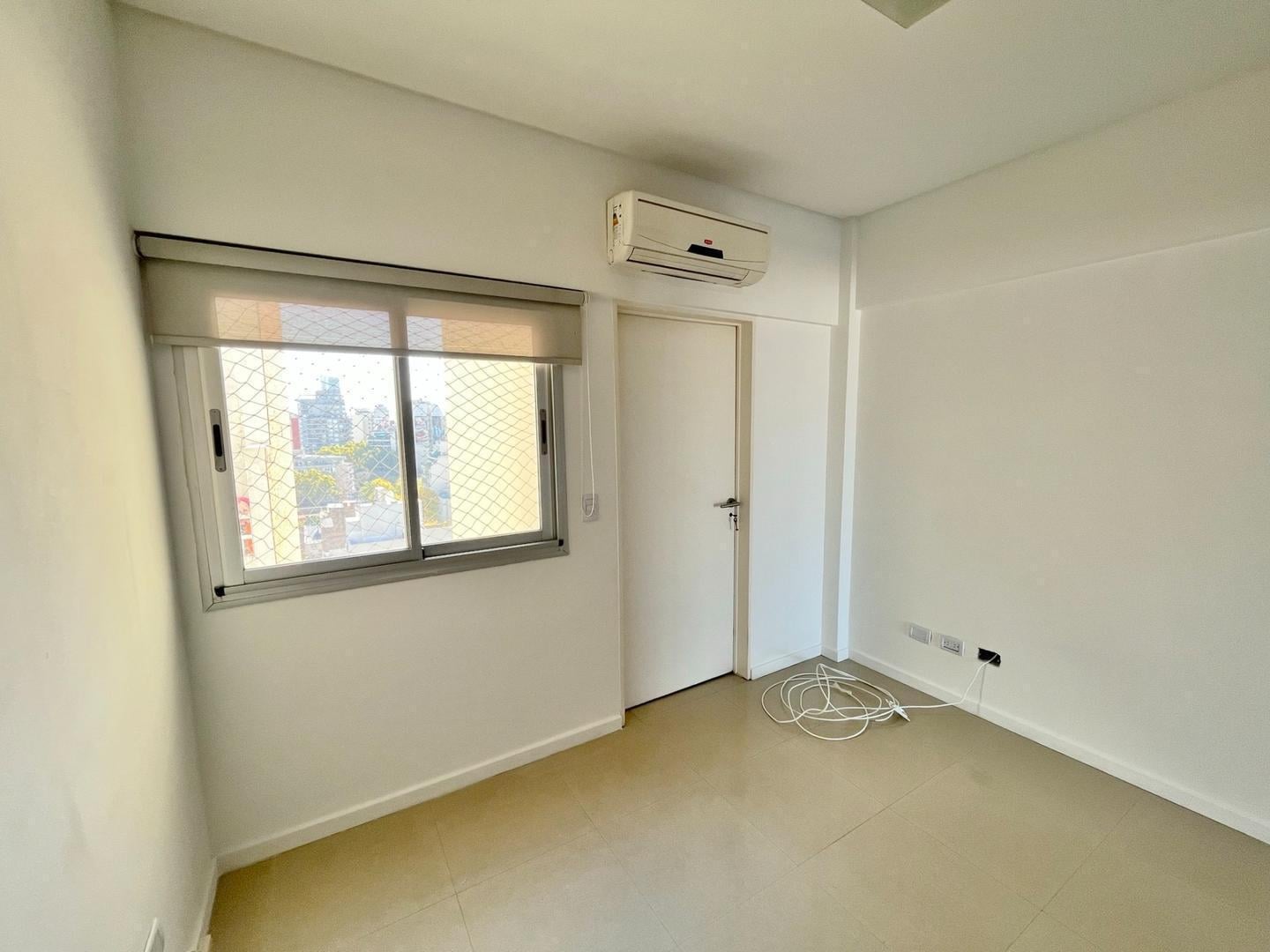 Foto de Monoambiente dividido c/ balcon aterrazado - G. del Rio 2500, imagen 5